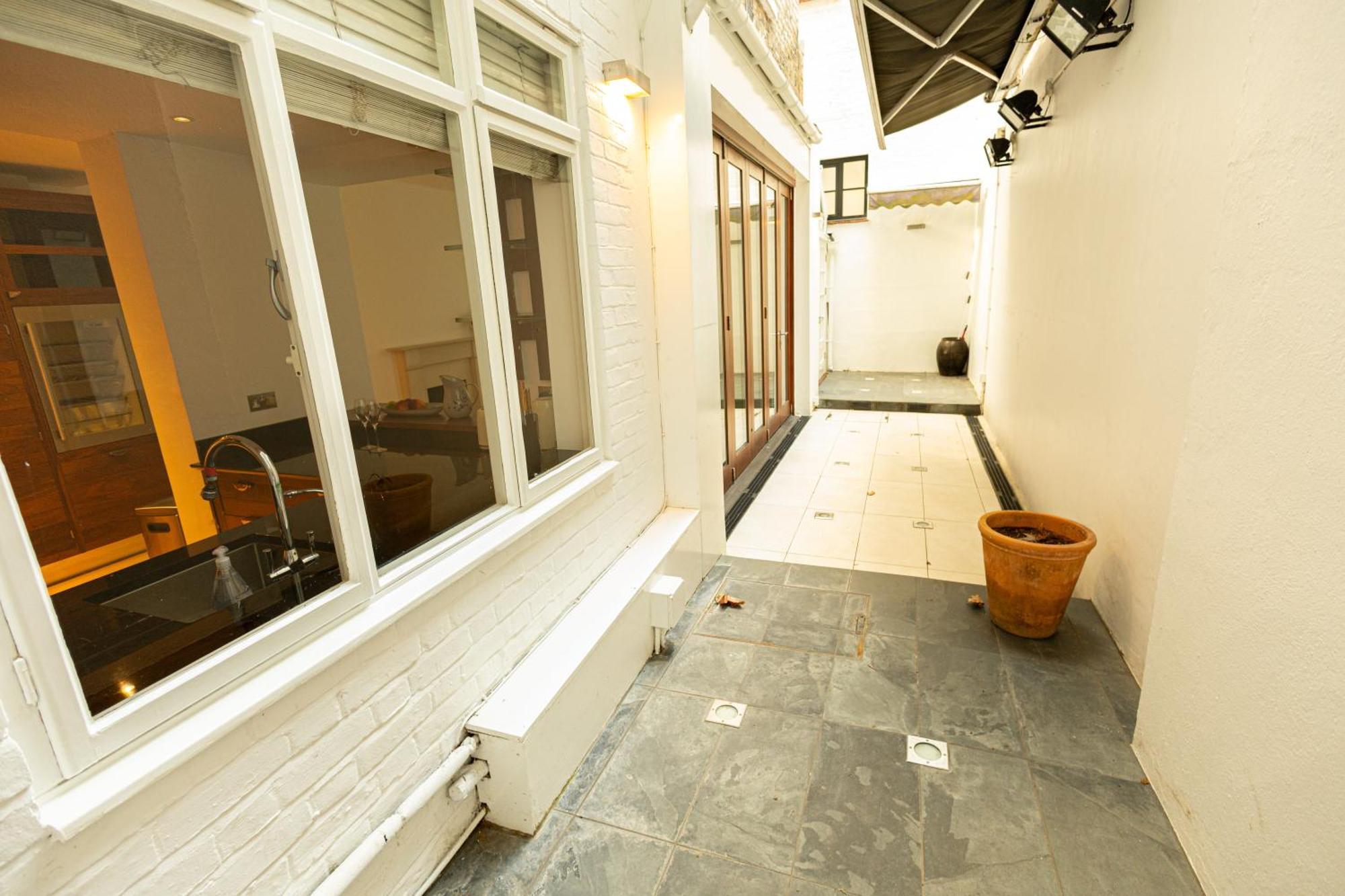 2Bedroom Gem In The Heart Of Kensington Λονδίνο Εξωτερικό φωτογραφία